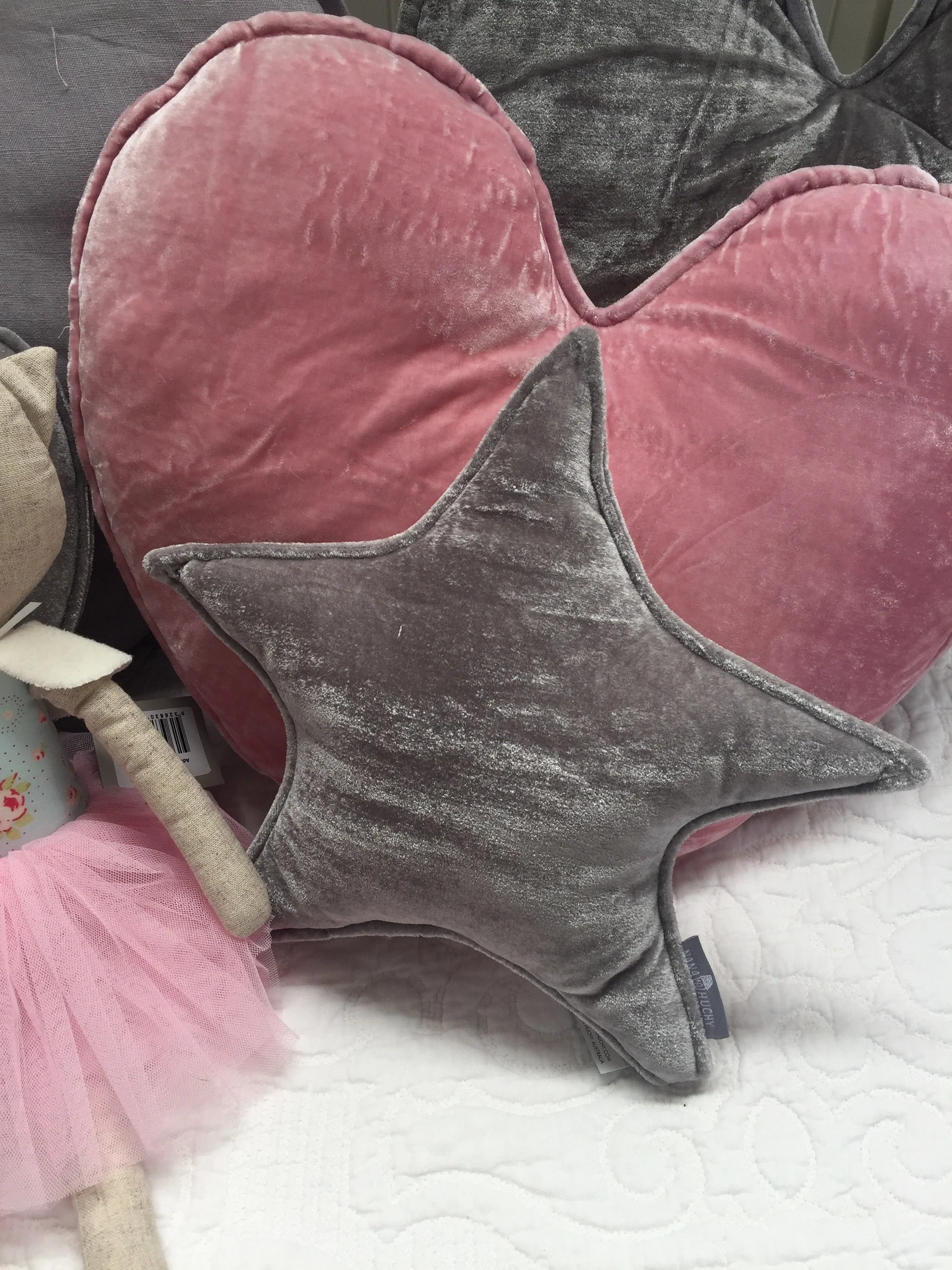 Assorted Children's Bedroom Heart & Star Shaped Cushions Nursery Decor
