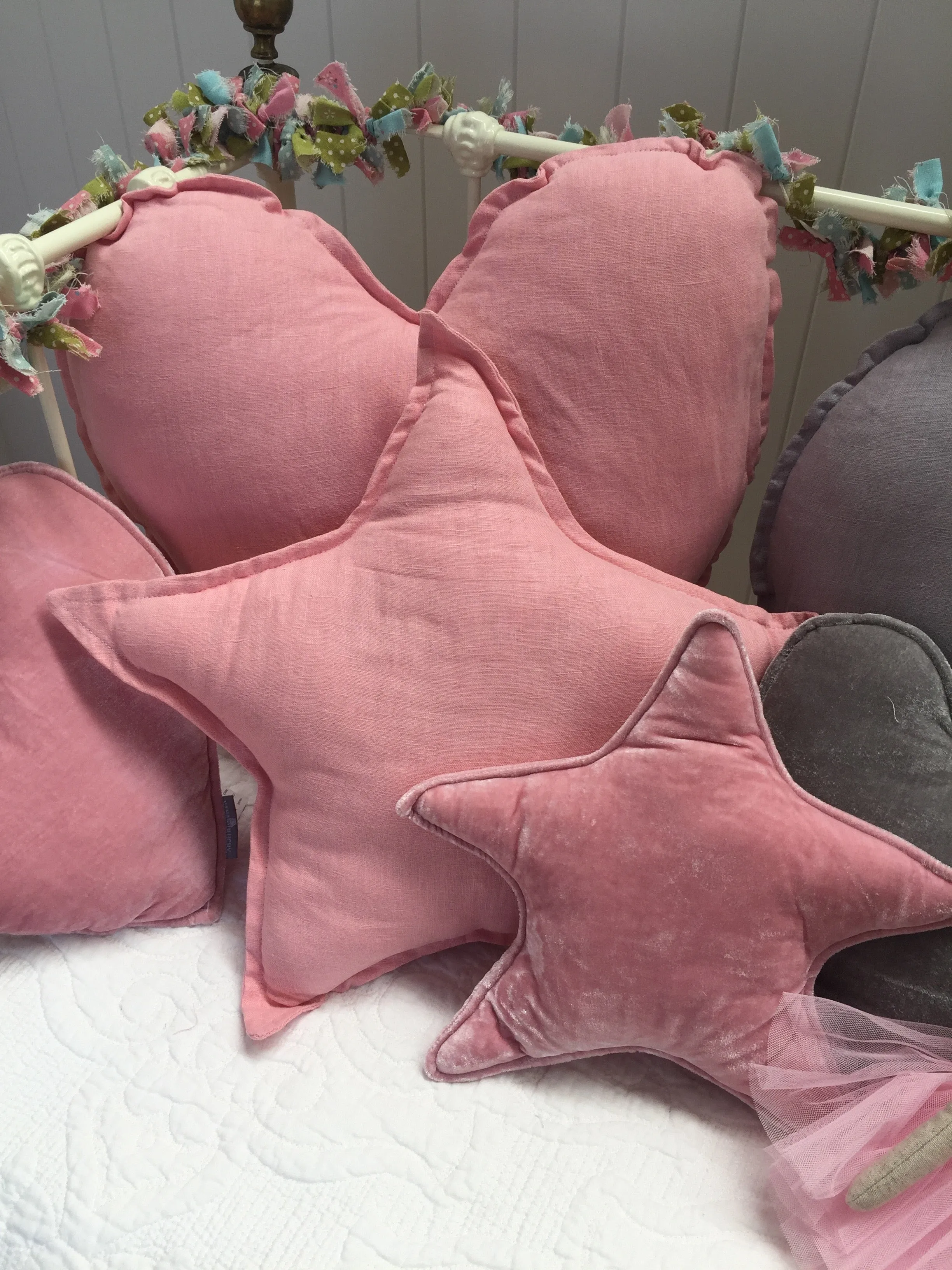 Assorted Children's Bedroom Heart & Star Shaped Cushions Nursery Decor