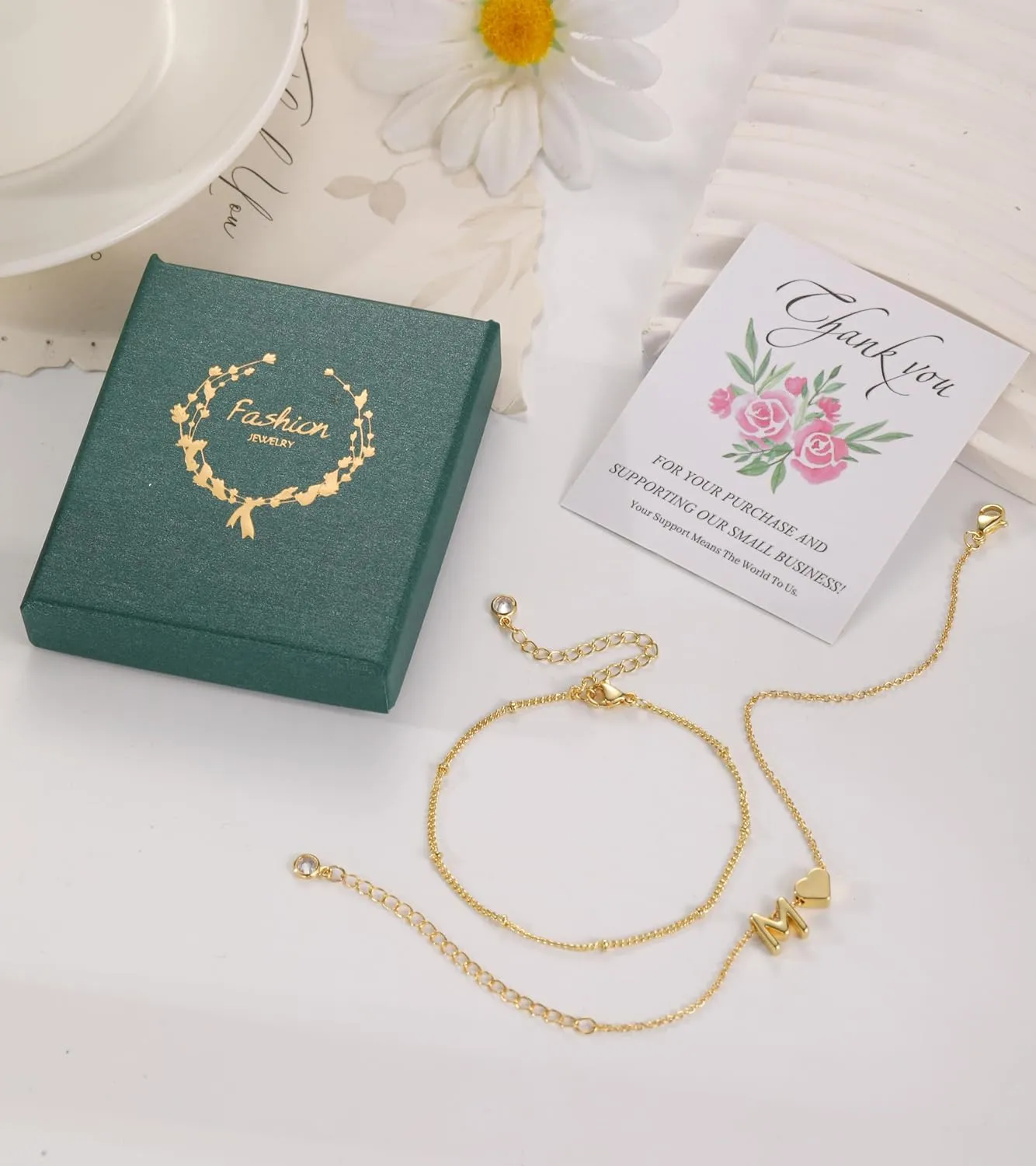 Dainty Initial Heart Bracelets for Women Trendy 18K Gold Plated Charm Bracelet for Teens Personalized A-Z Letter Cute Bracelet Fashion Layered Chain Bracelets for Women Gift