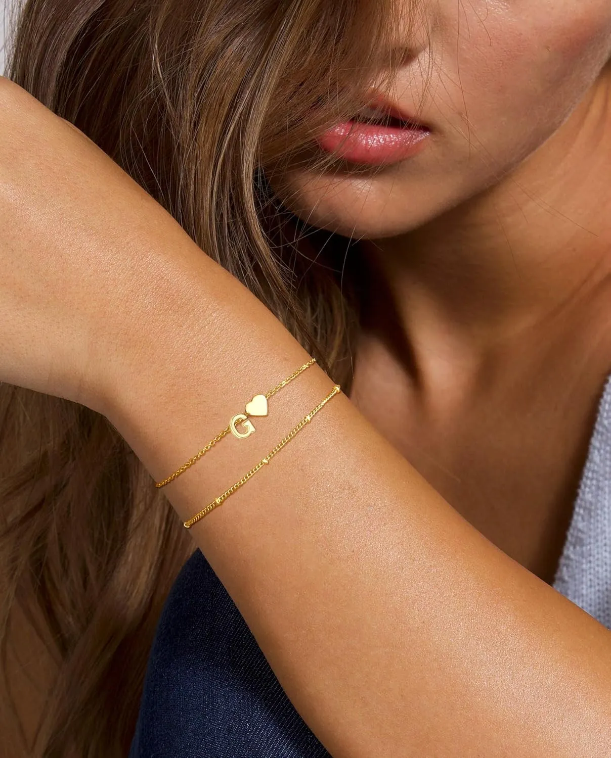 Dainty Initial Heart Bracelets for Women Trendy 18K Gold Plated Charm Bracelet for Teens Personalized A-Z Letter Cute Bracelet Fashion Layered Chain Bracelets for Women Gift