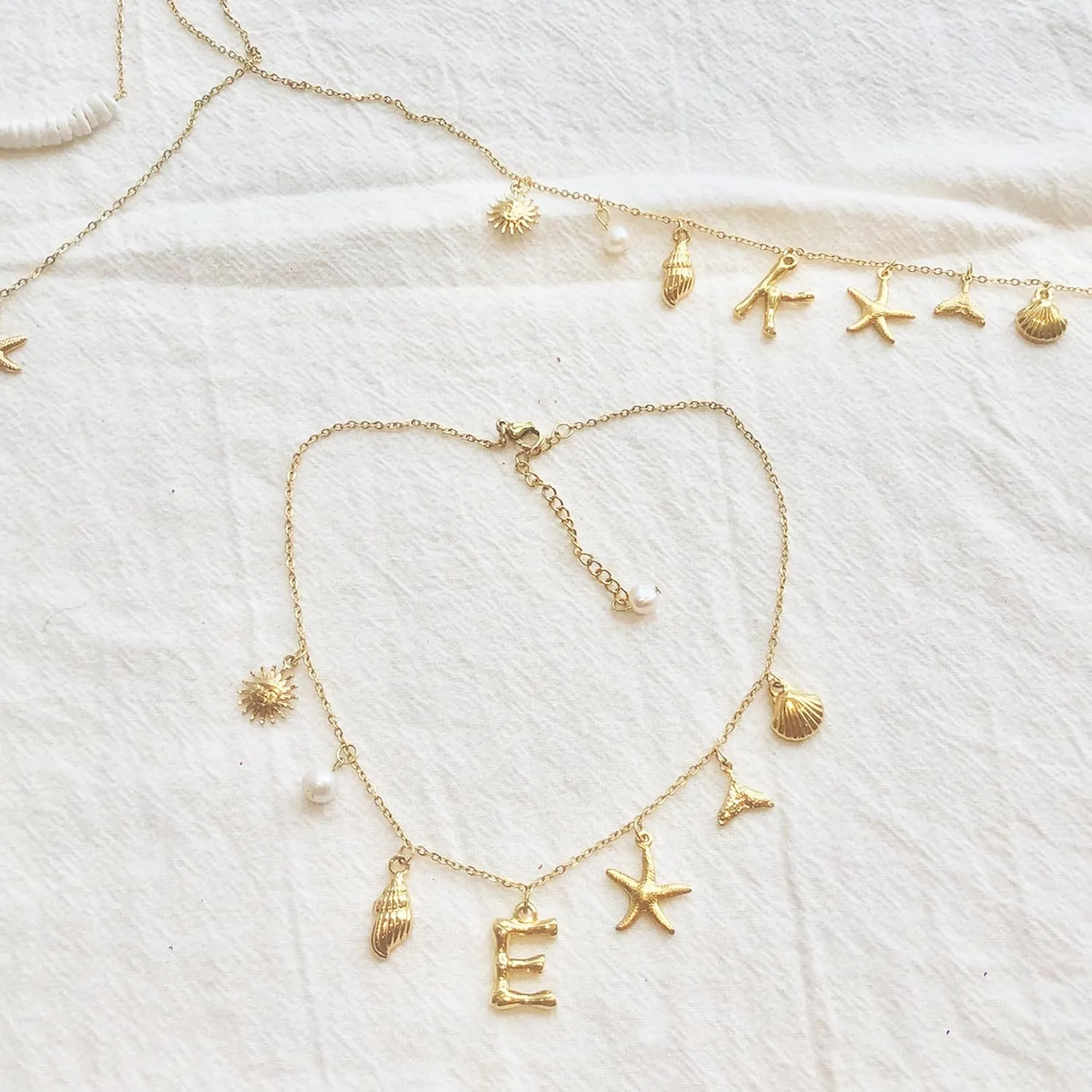 Dcfywl731 Initial Charm Necklace for Women Shell Letter Necklaces Gold A-Z Charms Pendant Alphabet Personalized Pendant Necklace Boho Starfish Surfer Jewelry Gifts