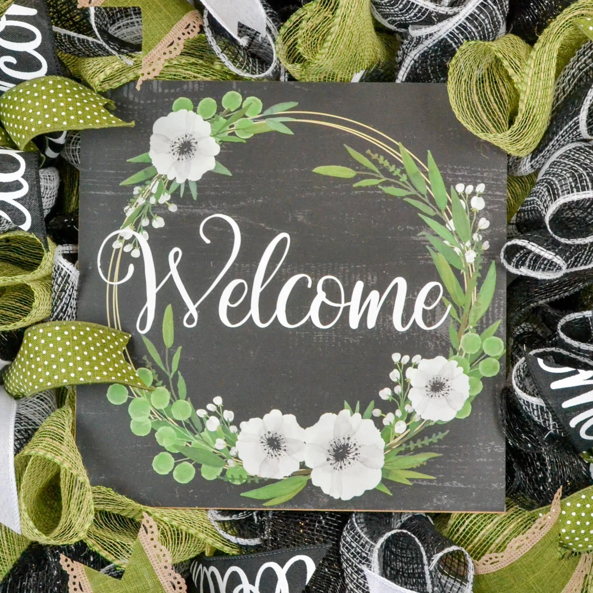 Everyday Welcome Wreath - Floral Spring Door Wreaths - Moss Green White Black