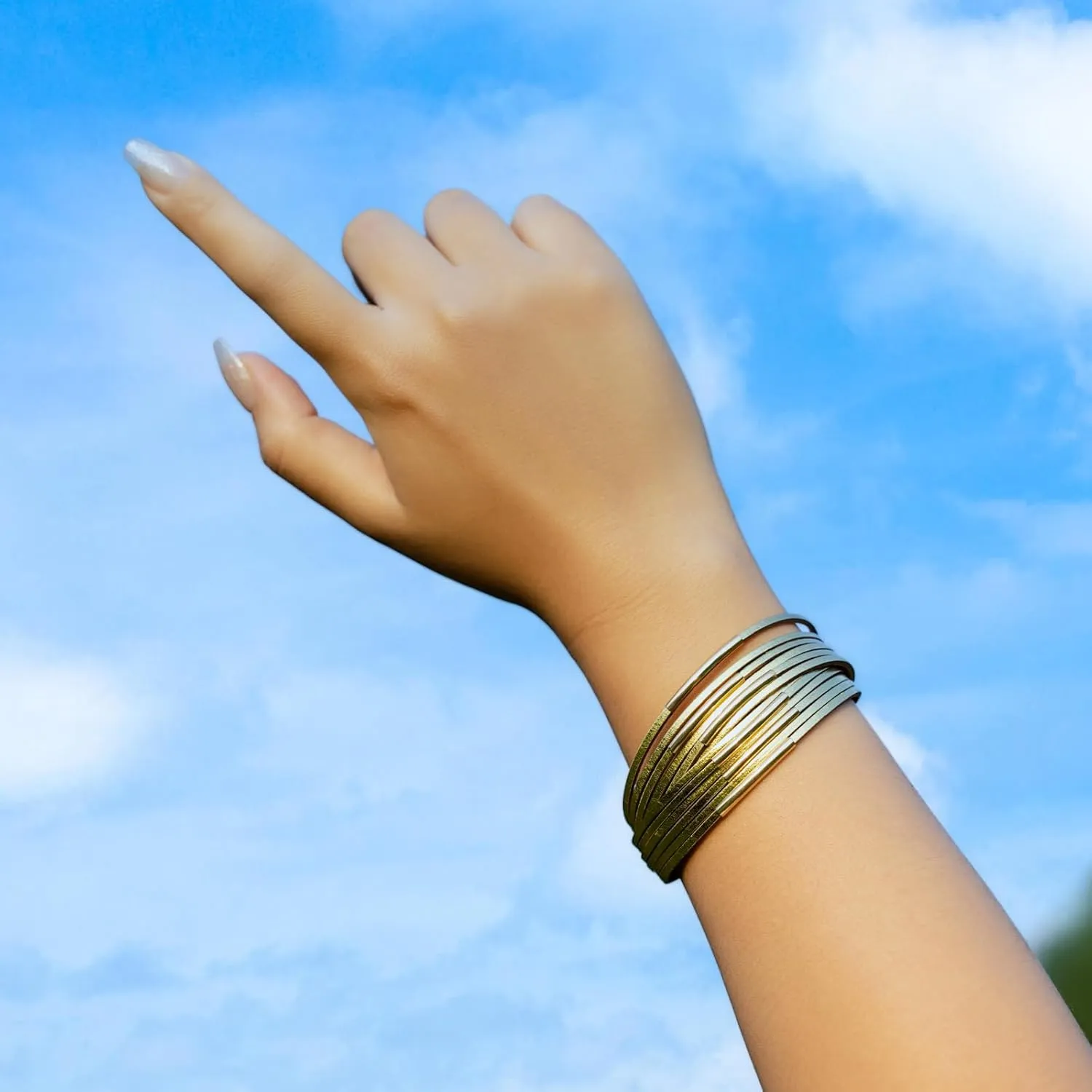 FANCY SHINY Boho Leather Bangle Bracelets Stackable Noodle Tube Bracelets Layered Wrap Cuff Bracelets with Magnetic Clasp