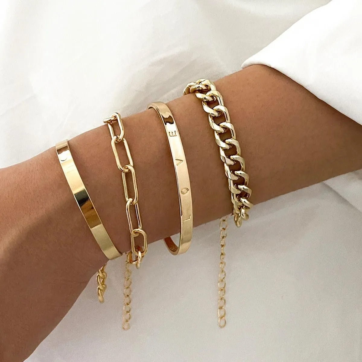 Gold Chain Bracelets for Women Dainty Layered Cuban Link Bracelet Paperclip Bracelet 14K Gold Plated Adjustable Stackable Bangle Bracelets Trendy Charm Bracelets Gold Jewerly for Women