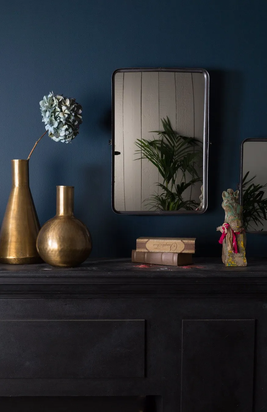 Hari Fat Vase