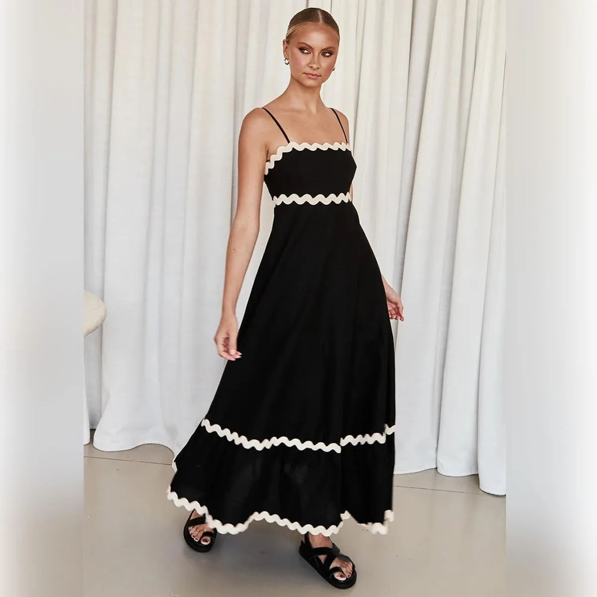 ODIZLI Women Spaghetti Straps Sleeveless Smocked Sundresses Long Flowy A-Line Midi Dress Summer
