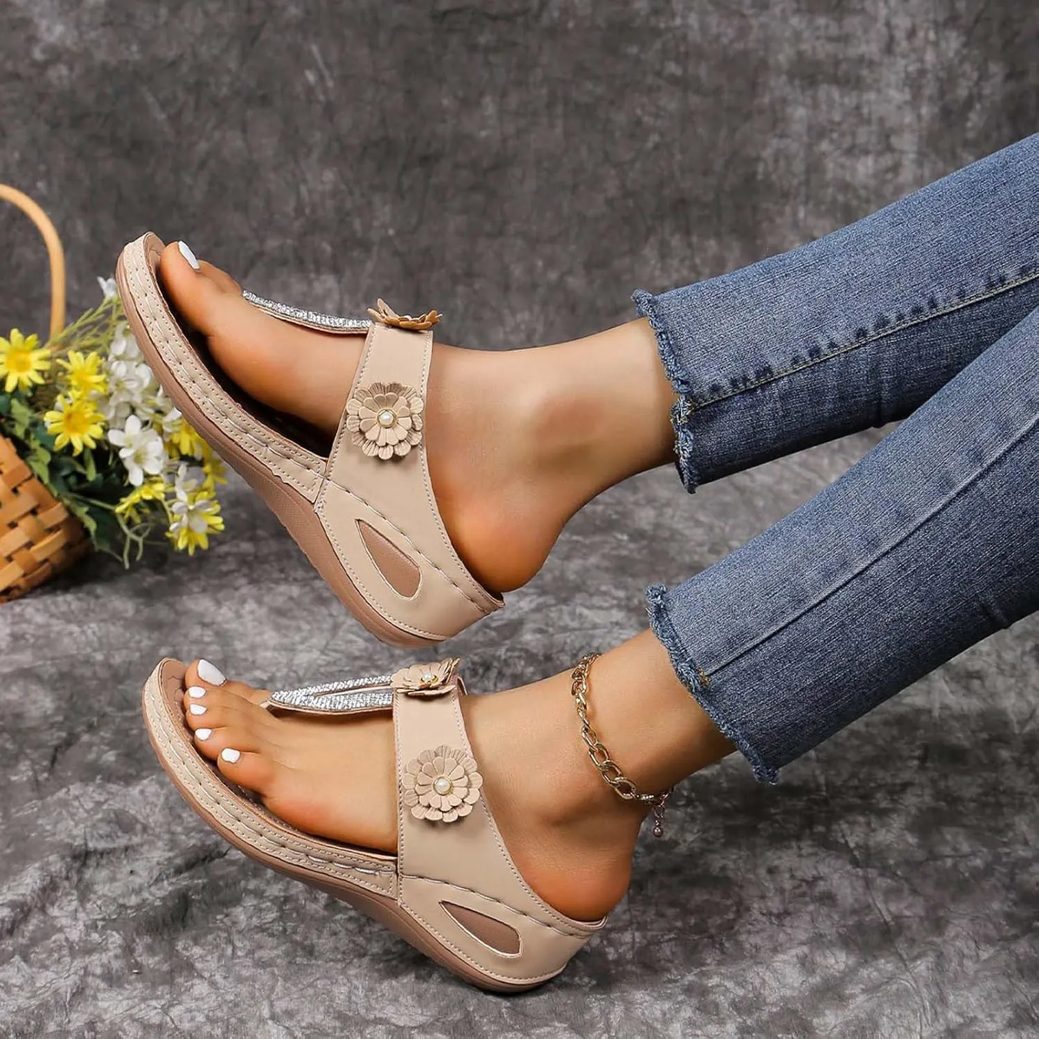 Orthopedic Flip Flops Women Flower Arch Support Wedge Sandals for Women, Dressy Sequined Clip Toe Platform Flip Flops Casual Comfortable Walking Slippers