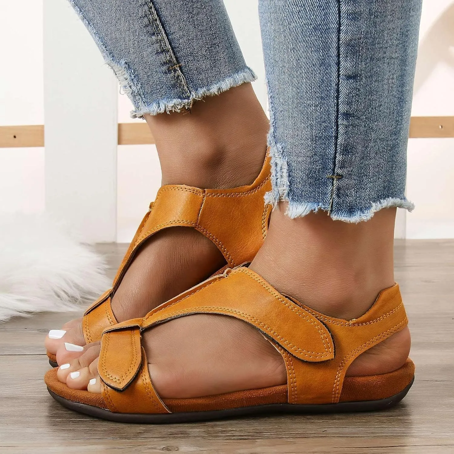 Orthopedic Sandals for Women 2025 Summer Arch Support Sandals Comfortable Beach Orthotic Slippers Fashion T-Strap Flat Sandal Breathable Slip on Slippers All Day Comfort