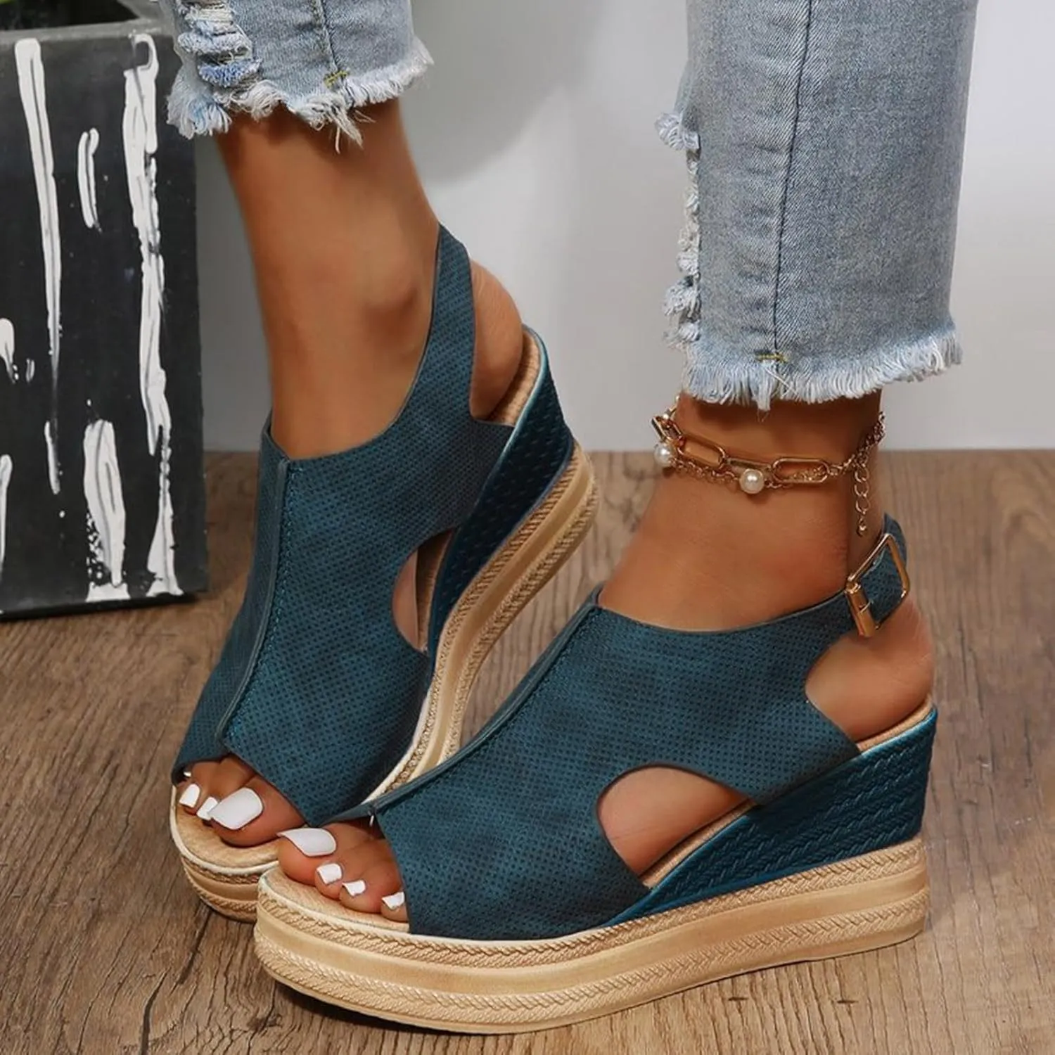 Platform Wedge Low Heels Sandals for Women 2025 Summer Casual Open Toe Orthopedic Thick Sole Lightweight Sandals Wide Width Walking Dress Shoes for Party Casual Beach Vacation
