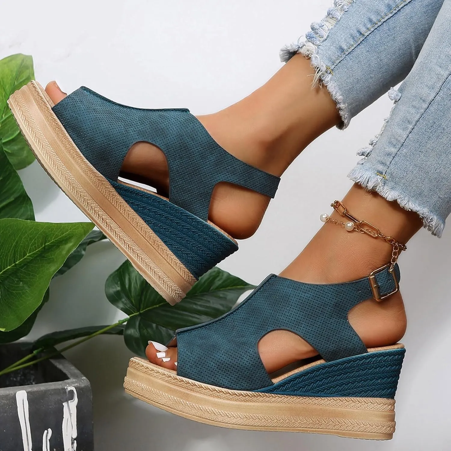 Platform Wedge Low Heels Sandals for Women 2025 Summer Casual Open Toe Orthopedic Thick Sole Lightweight Sandals Wide Width Walking Dress Shoes for Party Casual Beach Vacation
