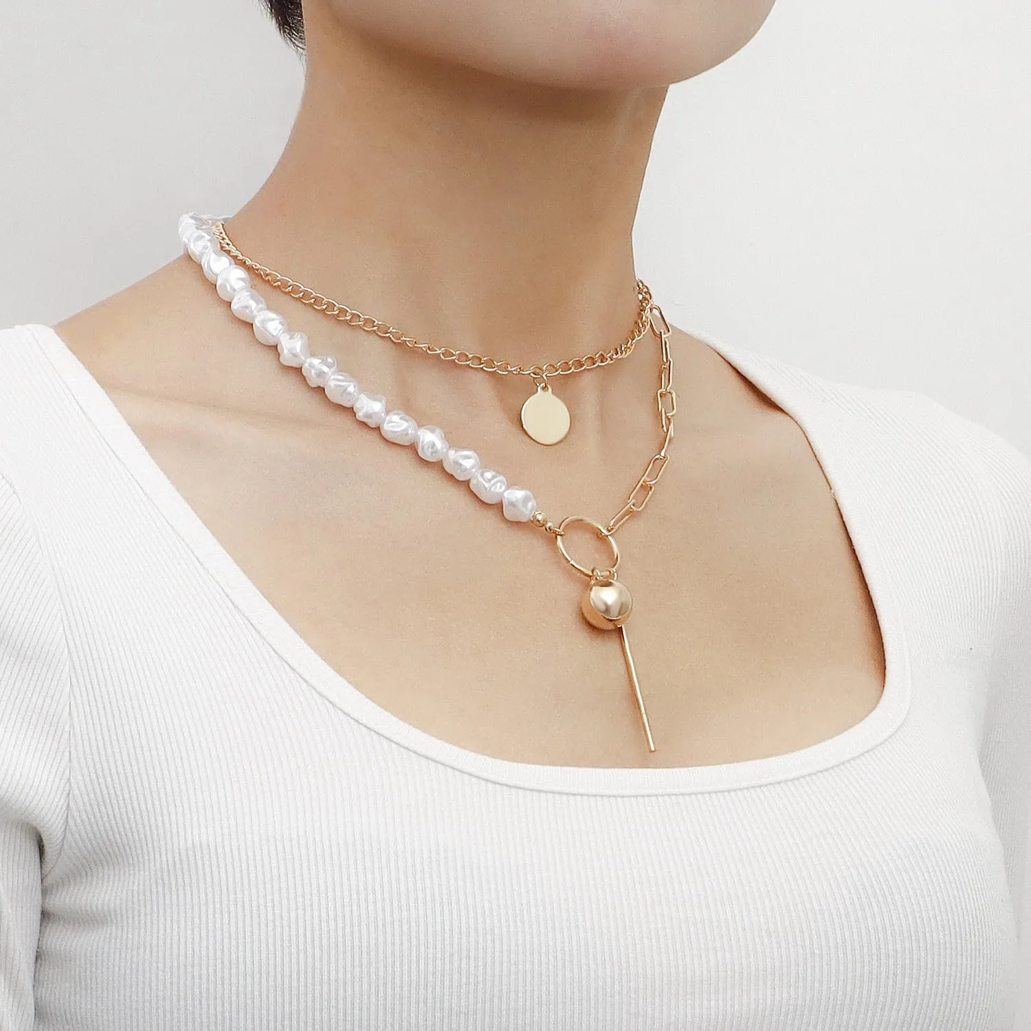 Shell Necklace Seashell Pearl Necklace Summer Puka Shell Charm Necklace Hawaiian Starfish Sea Shell Necklaces Layered Boho Choker Beach Necklace Jewelry Outfit Accessories for Women