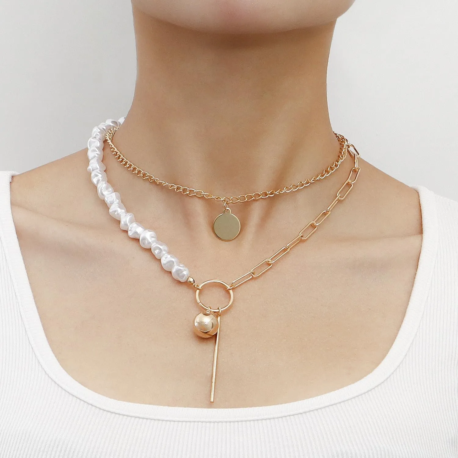 Shell Necklace Seashell Pearl Necklace Summer Puka Shell Charm Necklace Hawaiian Starfish Sea Shell Necklaces Layered Boho Choker Beach Necklace Jewelry Outfit Accessories for Women