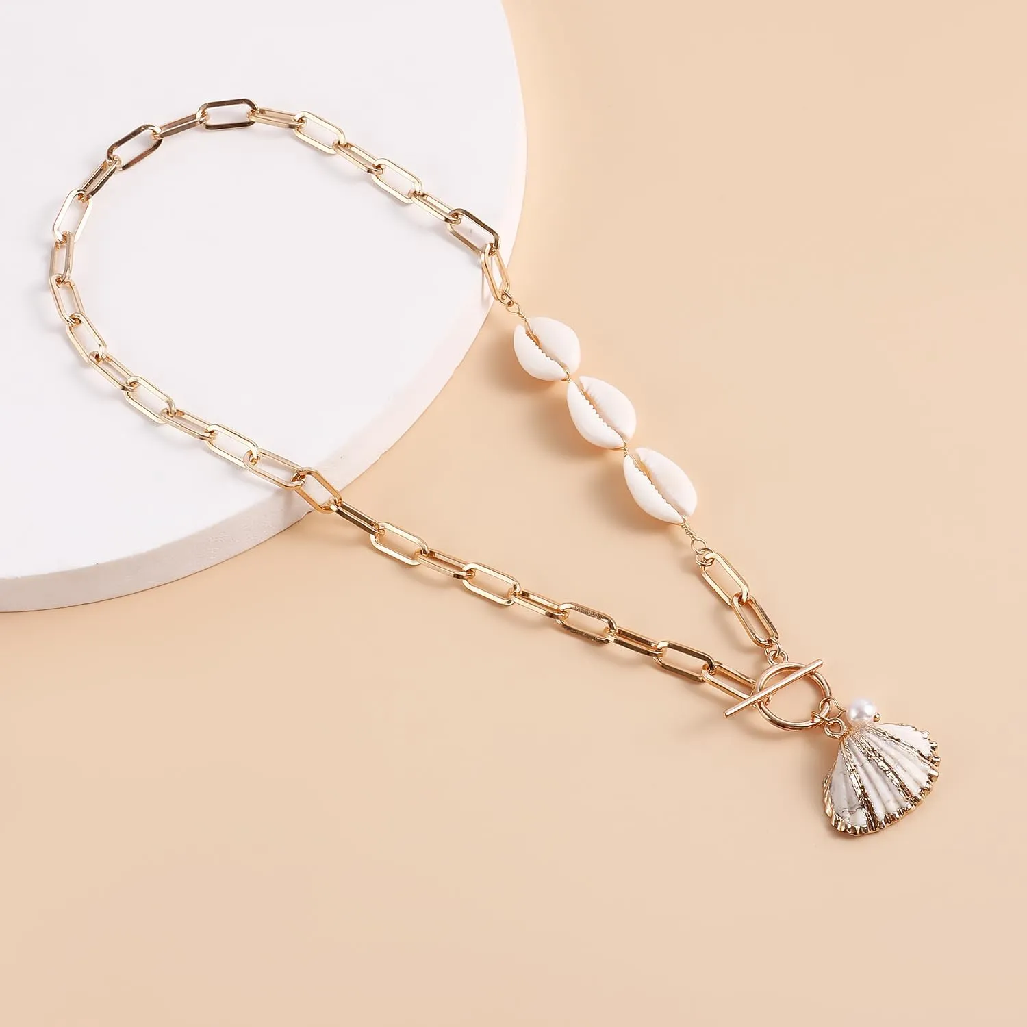 Shell Necklace Seashell Pearl Necklace Summer Puka Shell Charm Necklace Hawaiian Starfish Sea Shell Necklaces Layered Boho Choker Beach Necklace Jewelry Outfit Accessories for Women