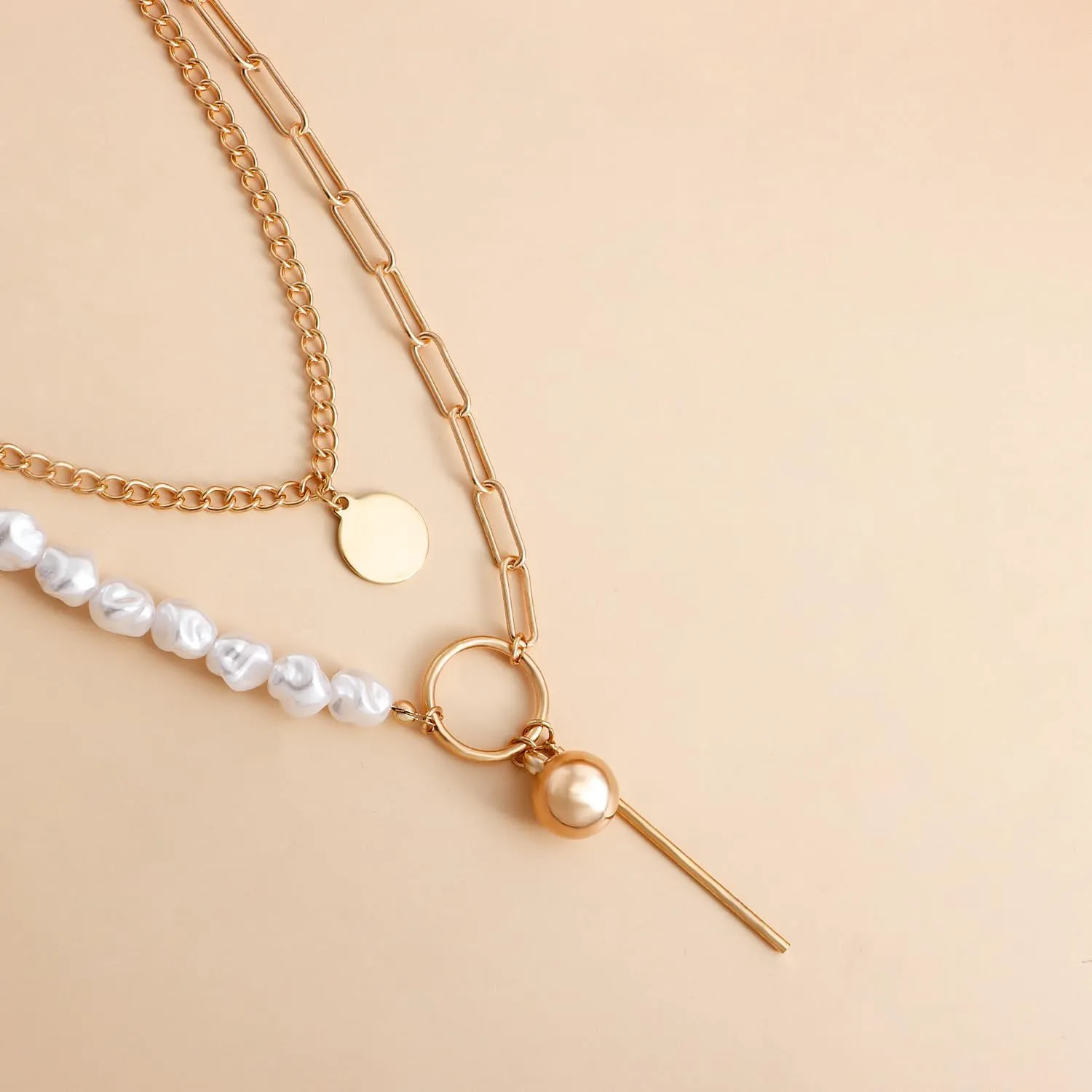 Shell Necklace Seashell Pearl Necklace Summer Puka Shell Charm Necklace Hawaiian Starfish Sea Shell Necklaces Layered Boho Choker Beach Necklace Jewelry Outfit Accessories for Women