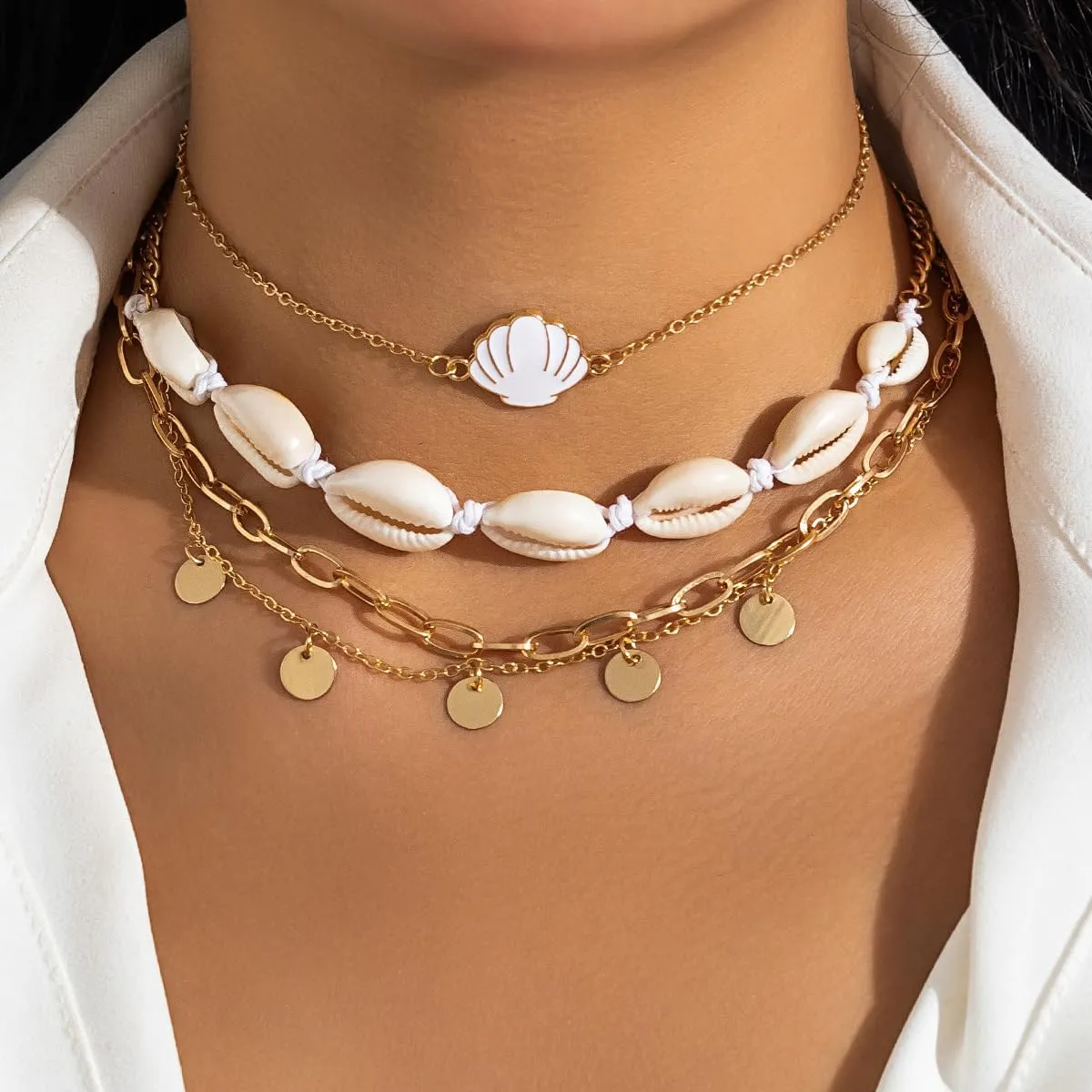 Shell Seashell Necklace Summer Beach Puka Shell Necklace Jewelry Choker Beach Necklaces for Women Preppy Shell Necklace Layered Charm Sequins Starfish Conch
