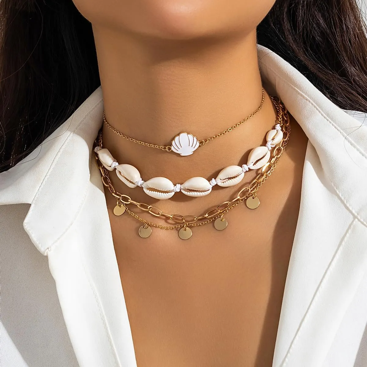 Shell Seashell Necklace Summer Beach Puka Shell Necklace Jewelry Choker Beach Necklaces for Women Preppy Shell Necklace Layered Charm Sequins Starfish Conch