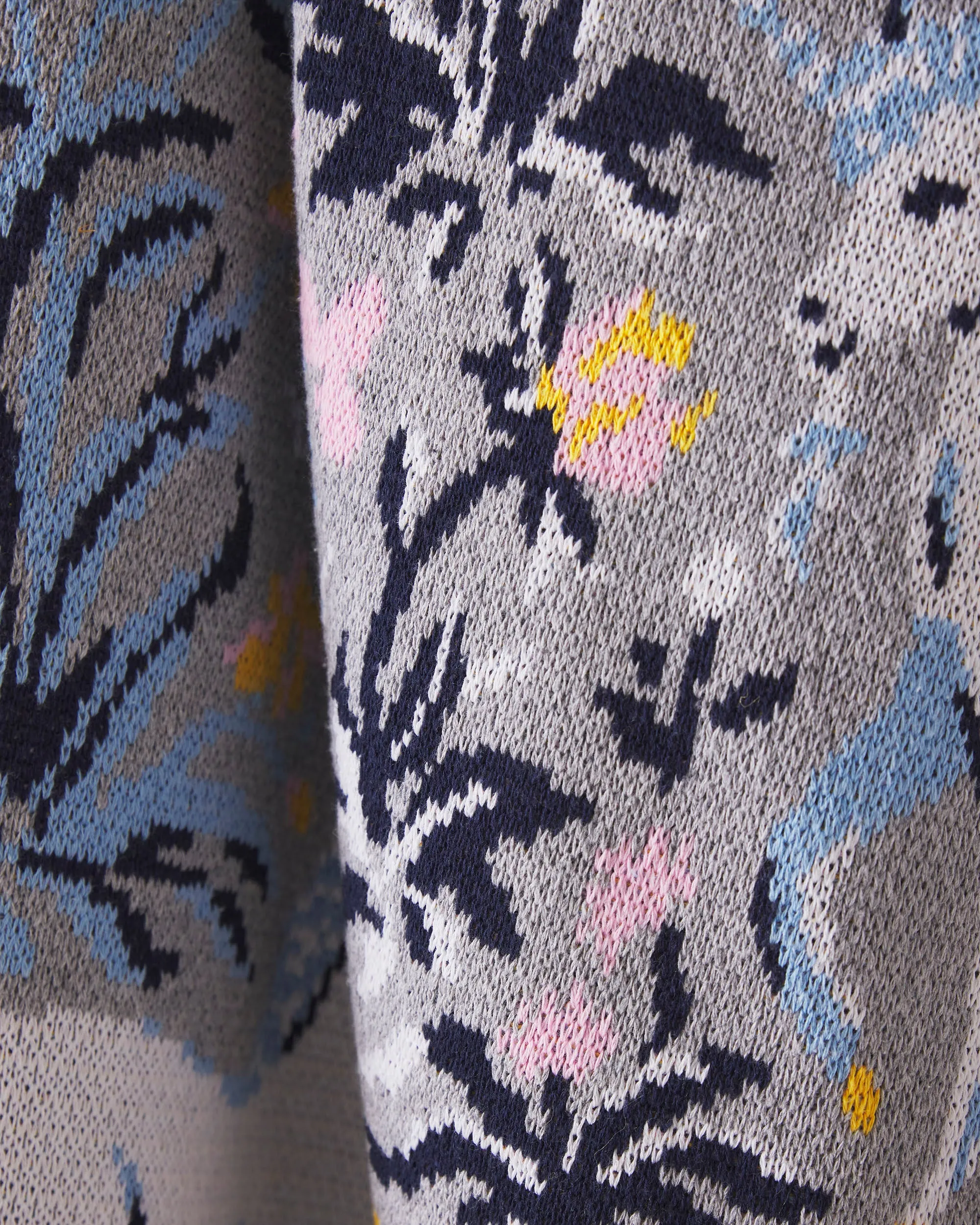Unicorn's Garden - Knit Throw Blanket - Silver