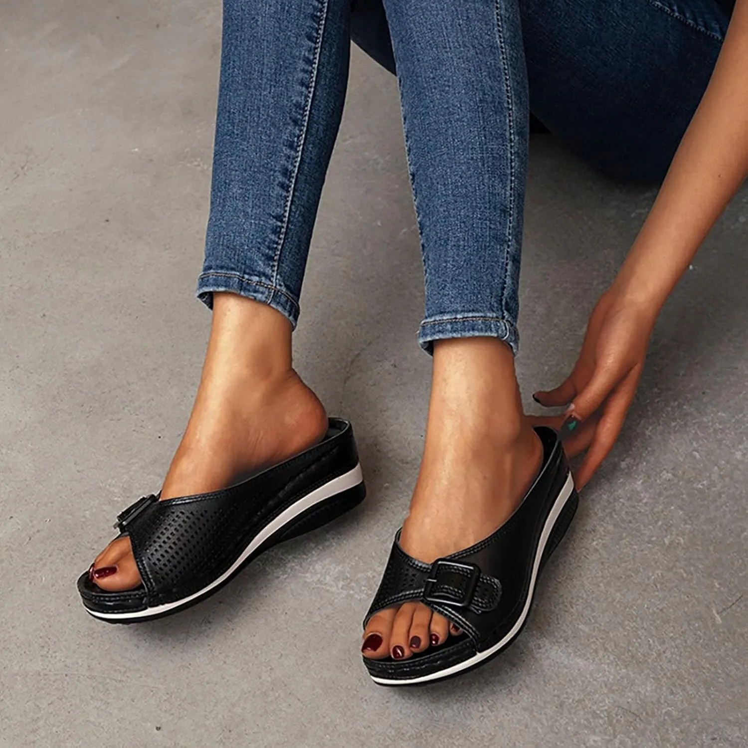 Womens Wedge Sandals Orthopedic Slippers for Women Open Toe Slip On Platform Slippers, Hollow Out Buckle Breathable Sandals Beach Comfortable Platform Wedges